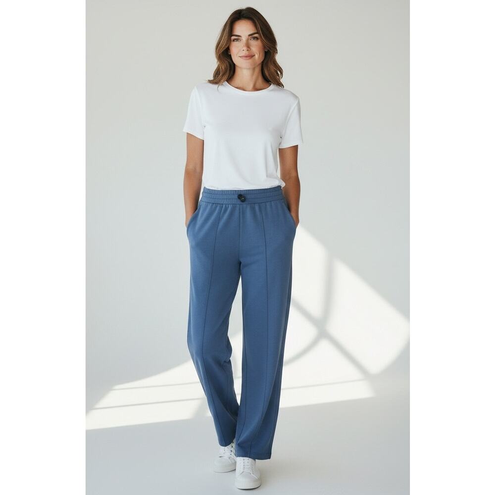 Lululemon Softstreme High-Rise Pant in Blue